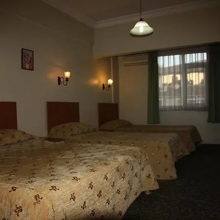 Maltepe Grand Hotell 2*