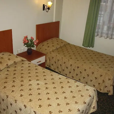 מלון Maltepe Grand