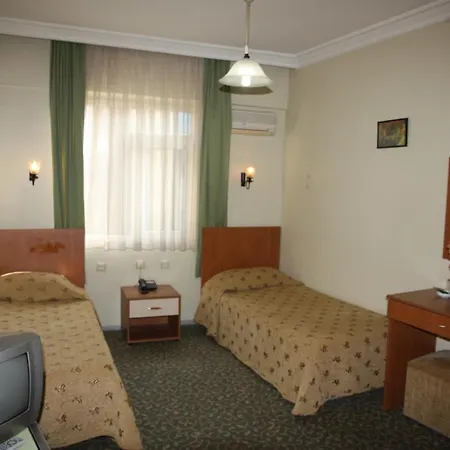מלון Maltepe Grand